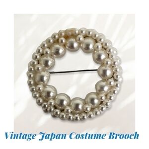 Vintage Costume Jewelry Circle Brooch Faux Pearls Made in Japan
